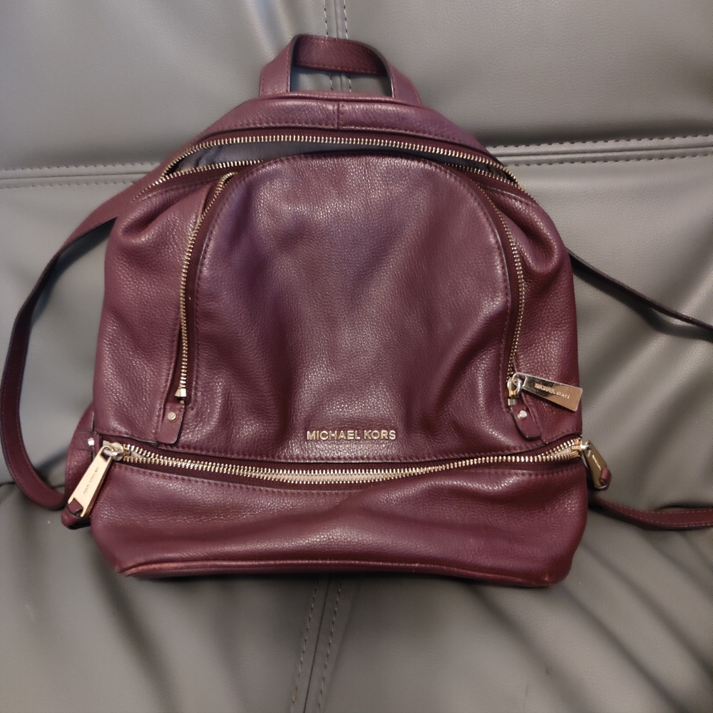 Michael Kors Rhea Medium Leather Backpack